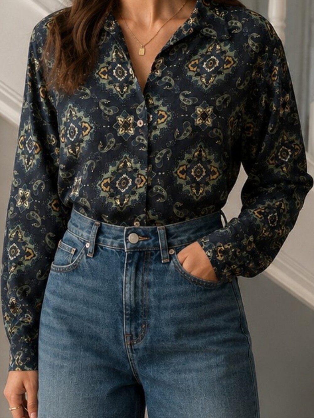 Vintage Women's Sueded Blue Paisley-Print Button Down Top Shirt Blouse Sz. Large